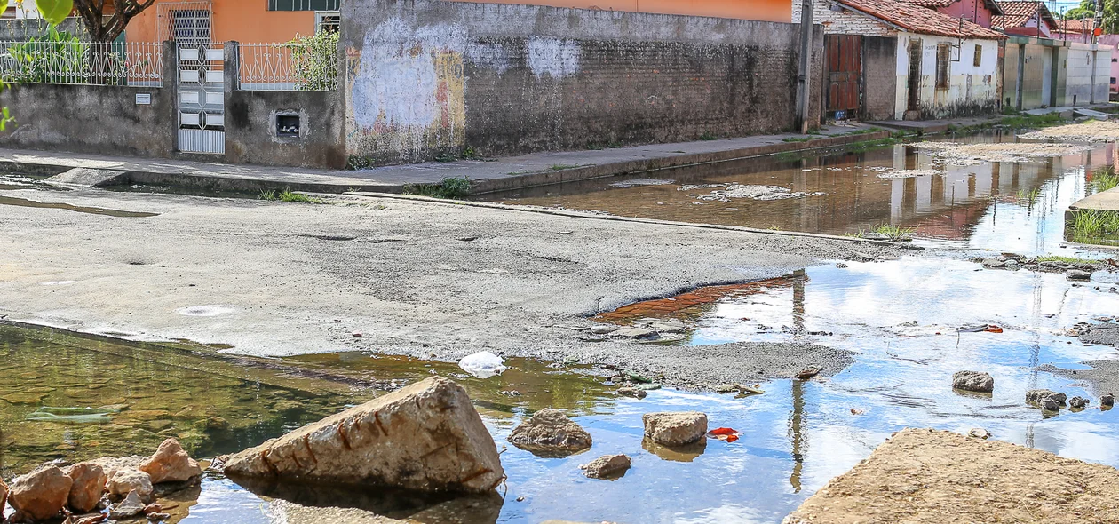 Cruzamento das ruas Monteiro Lobato com Zuca Lopes