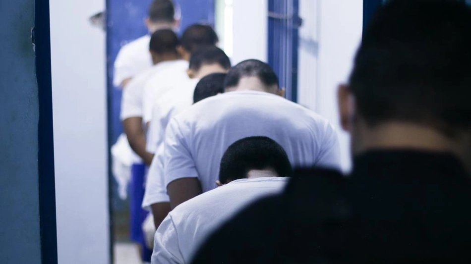 Detentos no sistema prisional