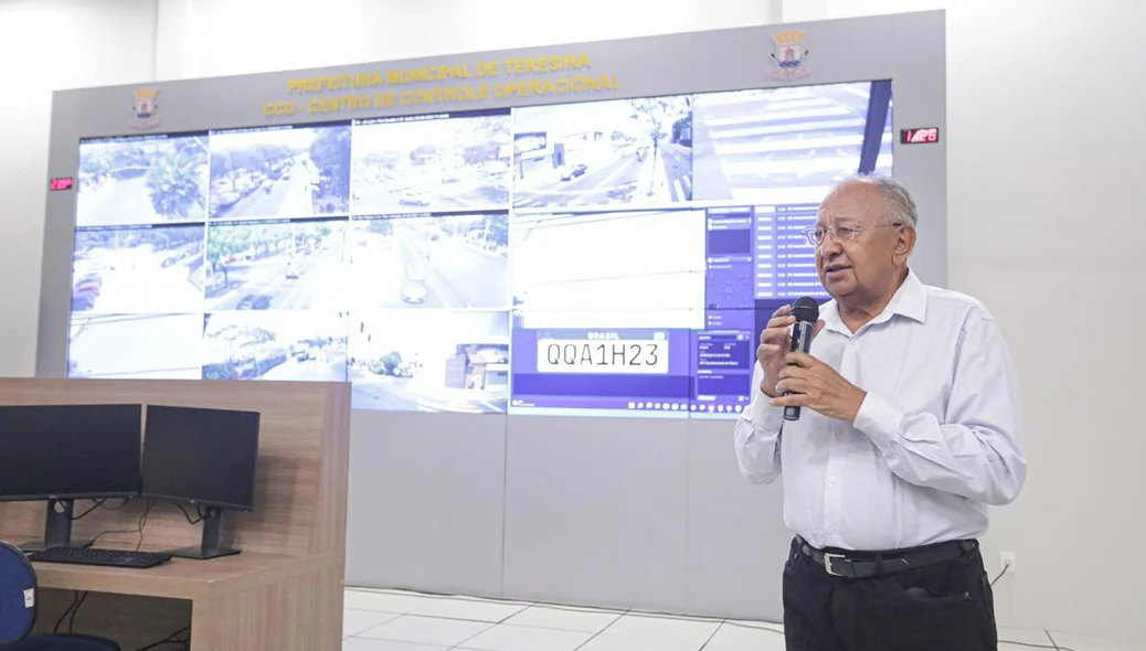 Dr. Pessoa inaugura novo Centro de Controle de Comando