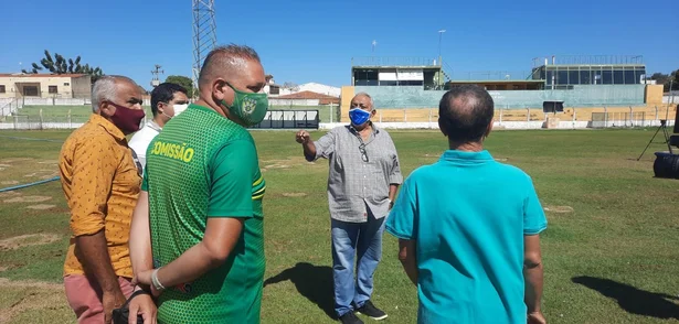 Equipe da Federação e Futebol do Piauí viajou para realizar vistorias no Helvídio Nunes
