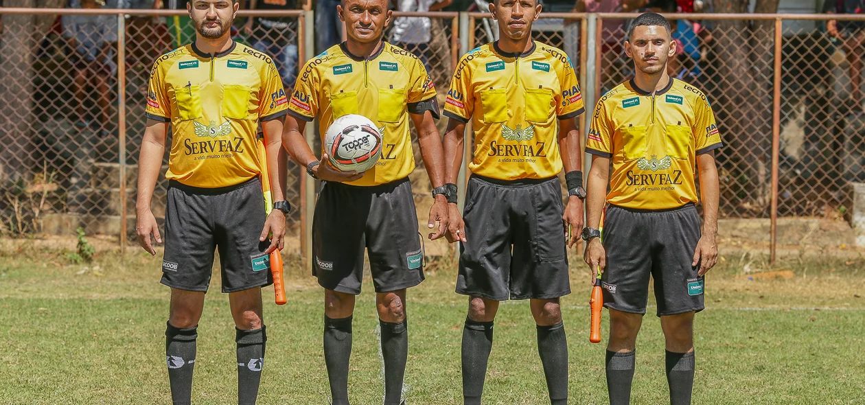 Equipe de árbitros