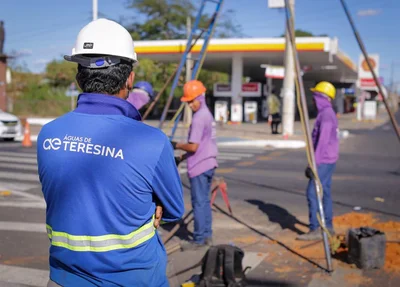 Equipes da Águas de Teresina monitoram rede de distribuição no local das perfurações