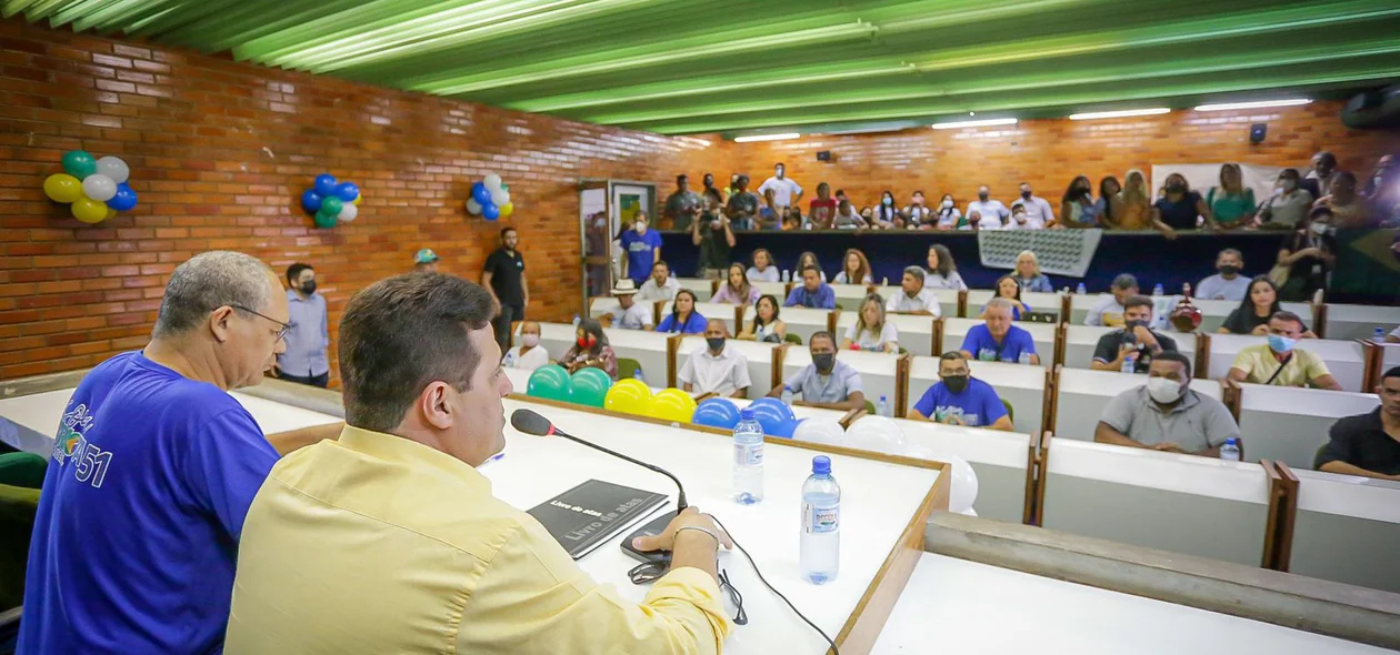 Evento aconteceu no plenarinho da Alepi