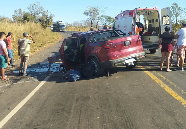 Fiat Toro envolvida no acidente na BR 135
