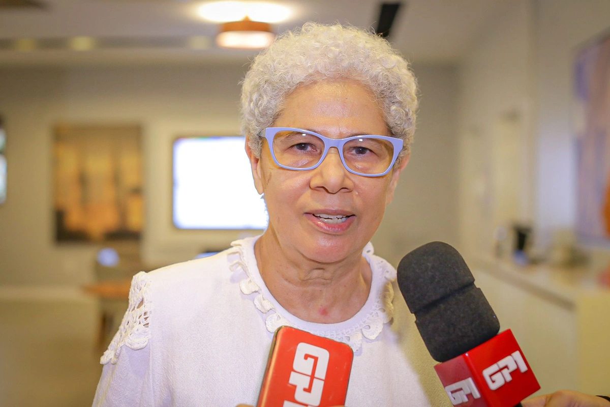 Governadora Regina Sousa