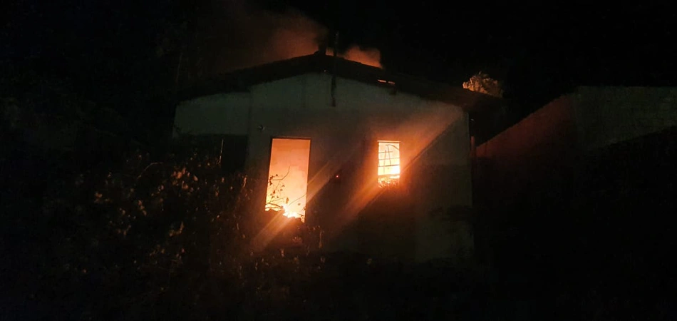 Incêndio destrói residência na cidade de Picos