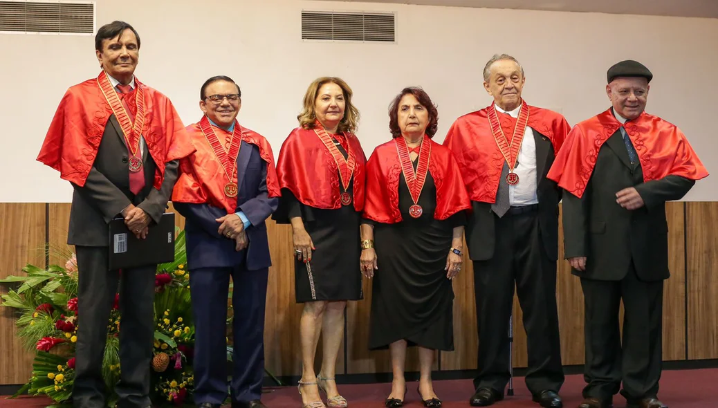 Integrantes da APLJ prestigiam posse da desembargadora Liana Chaib
