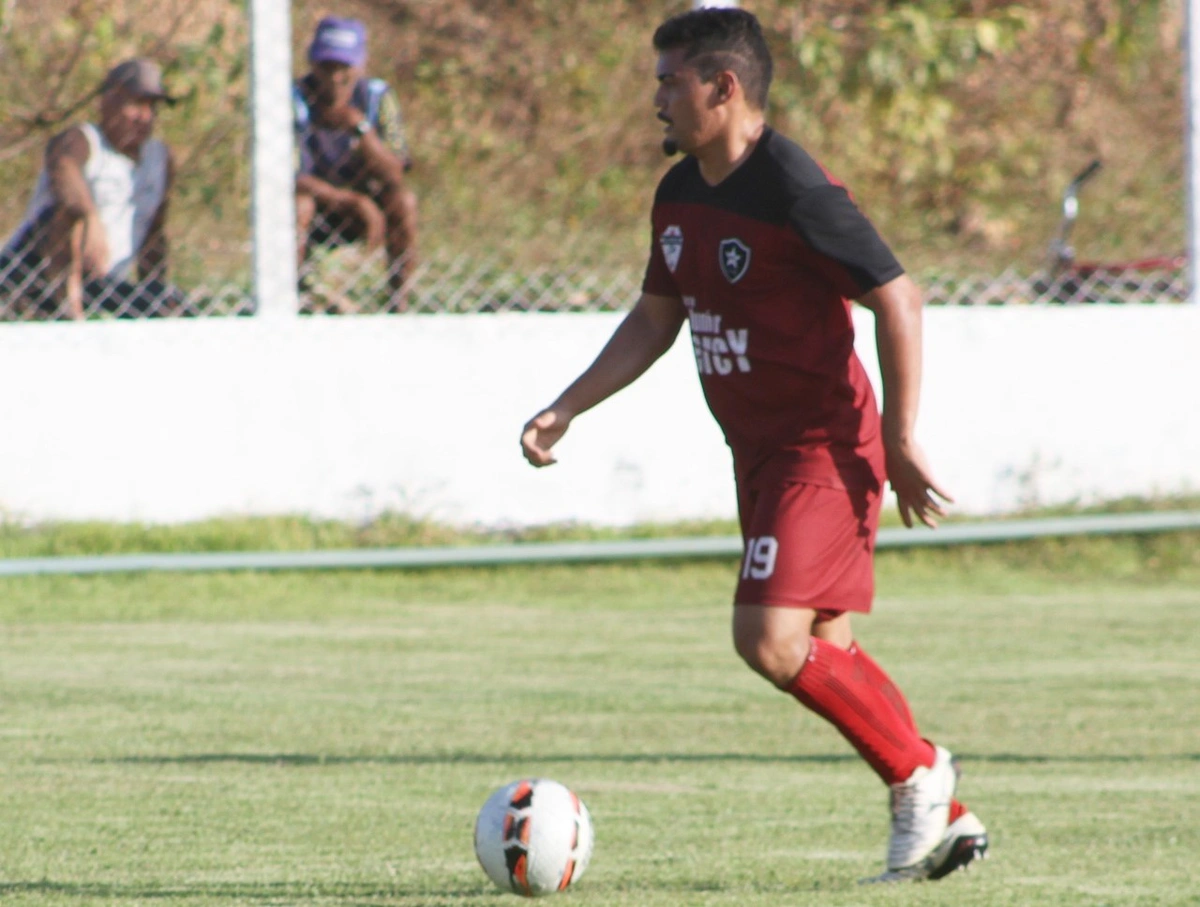 Jânio Daniel, atacante do Ferroviário