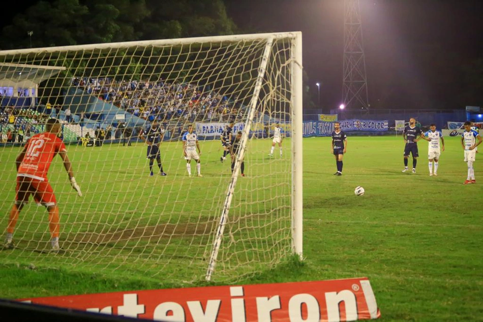 Jogo do Altos e Paysandu