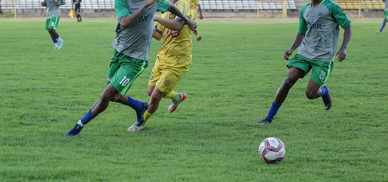 Jogo no bastante disputado