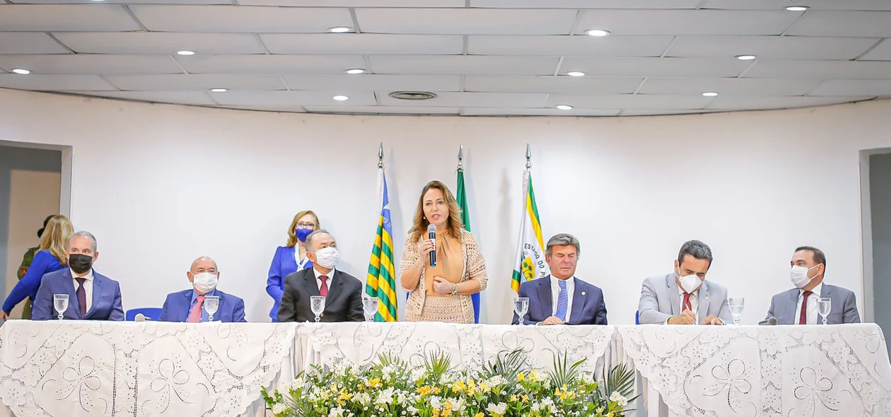 Lílian Martins discursa