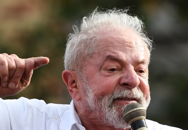 Lula em visita à fábrica da Volkswagen do Brasil