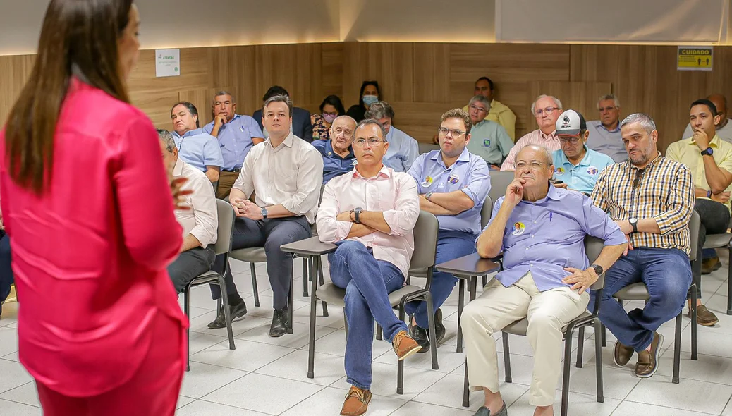 Margarete Coelho conversa com empresários