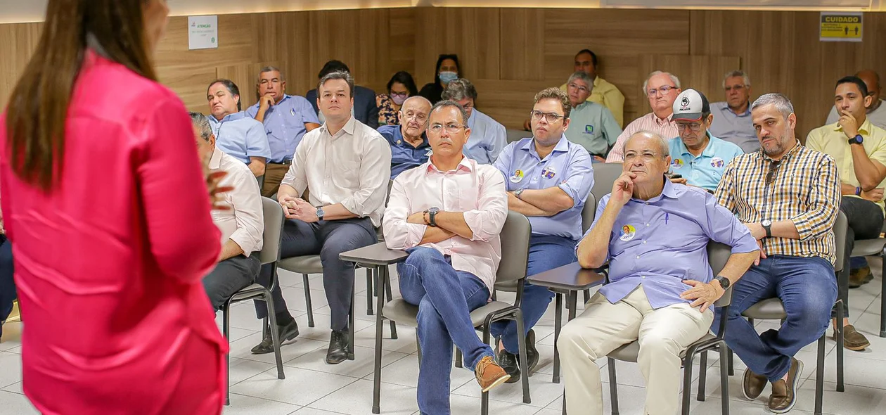 Margarete Coelho conversa com empresários