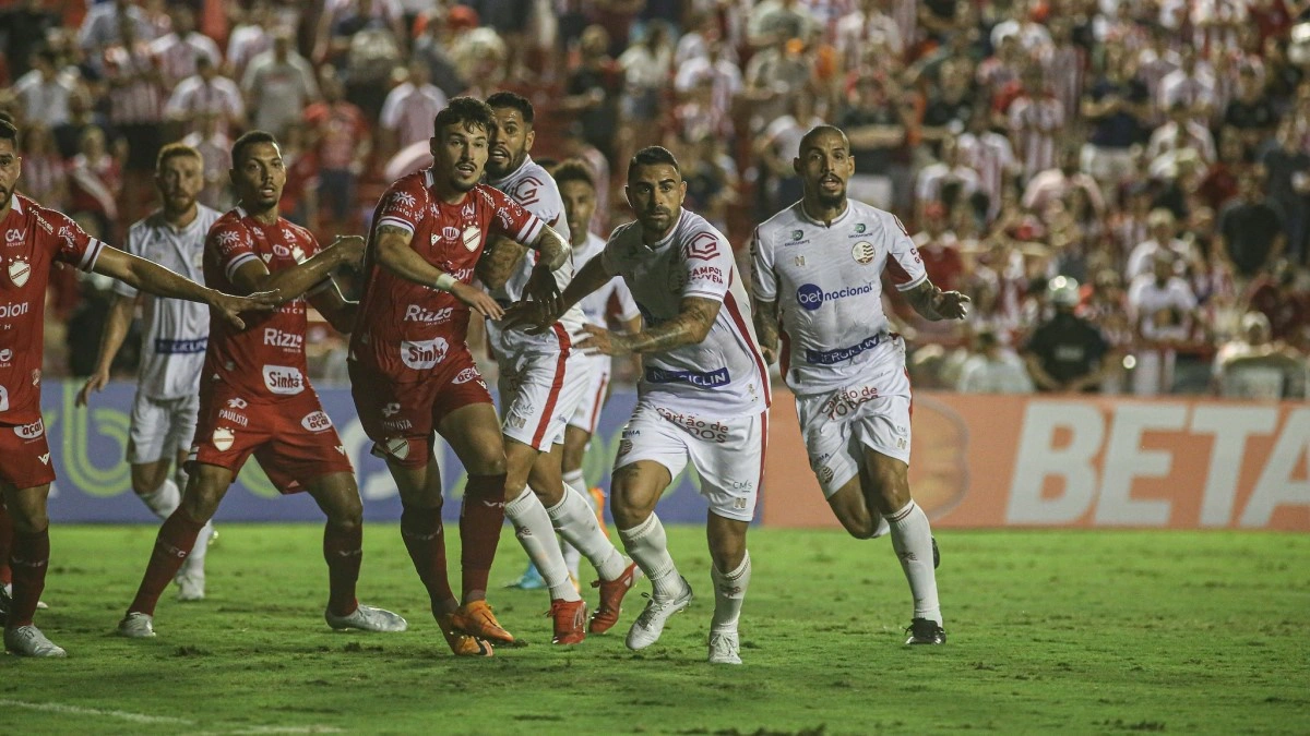 Náutico e Vila Nova se enfrentaram pela Série B no Estádio dos Aflitos