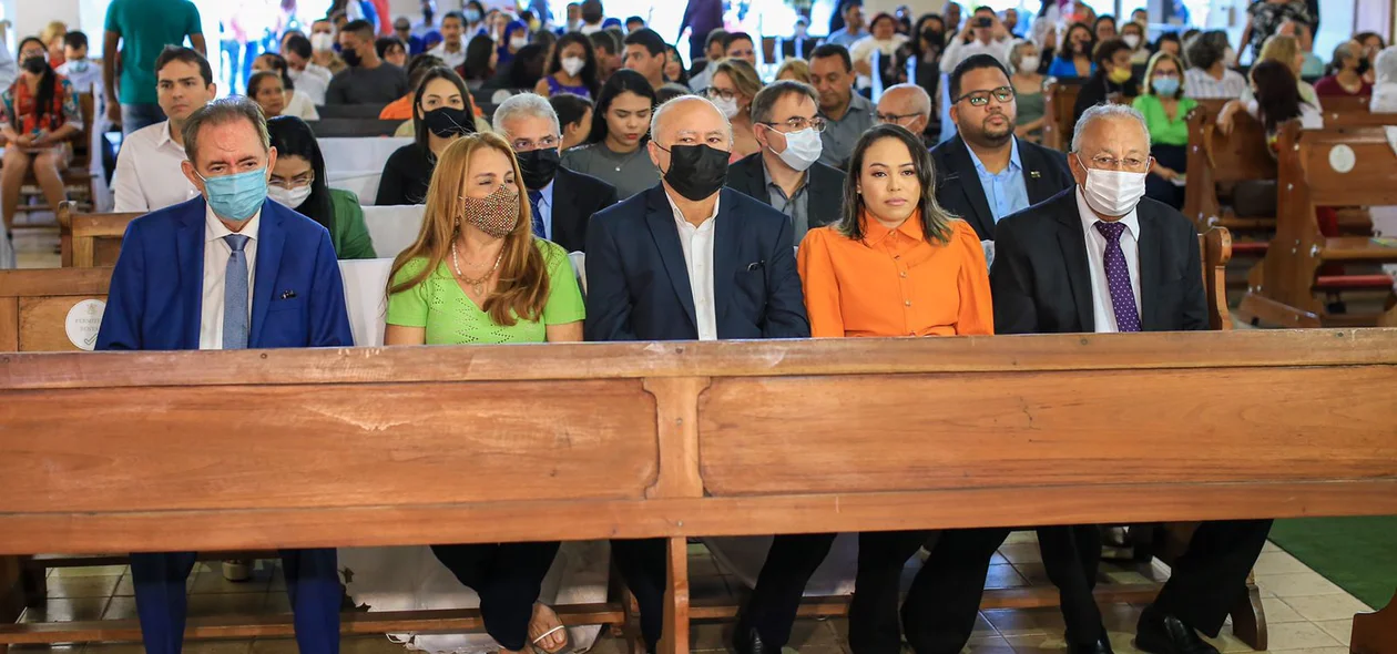 O evento ocorreu na Igreja Nossa Senhora do Amparo