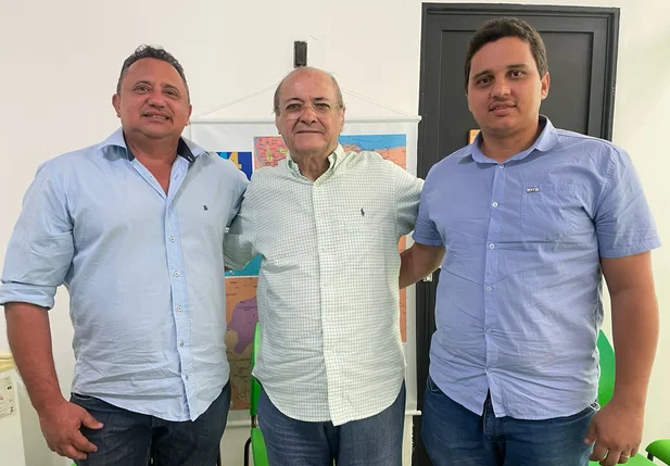 Prefeito de Itainópolis oficializou apoio a Sílvio Mendes