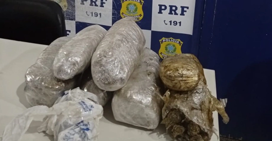 PRF apreende 2,5 kg de skank e prende 3 pessoas em Teresina