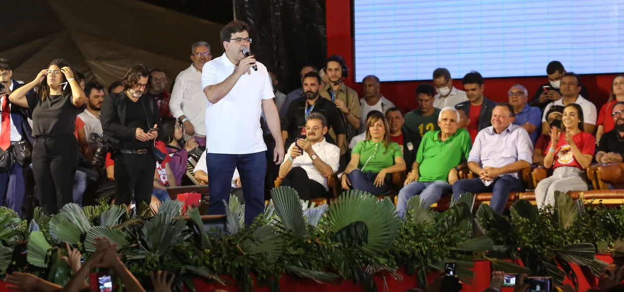 Rafael Fonteles em discurso