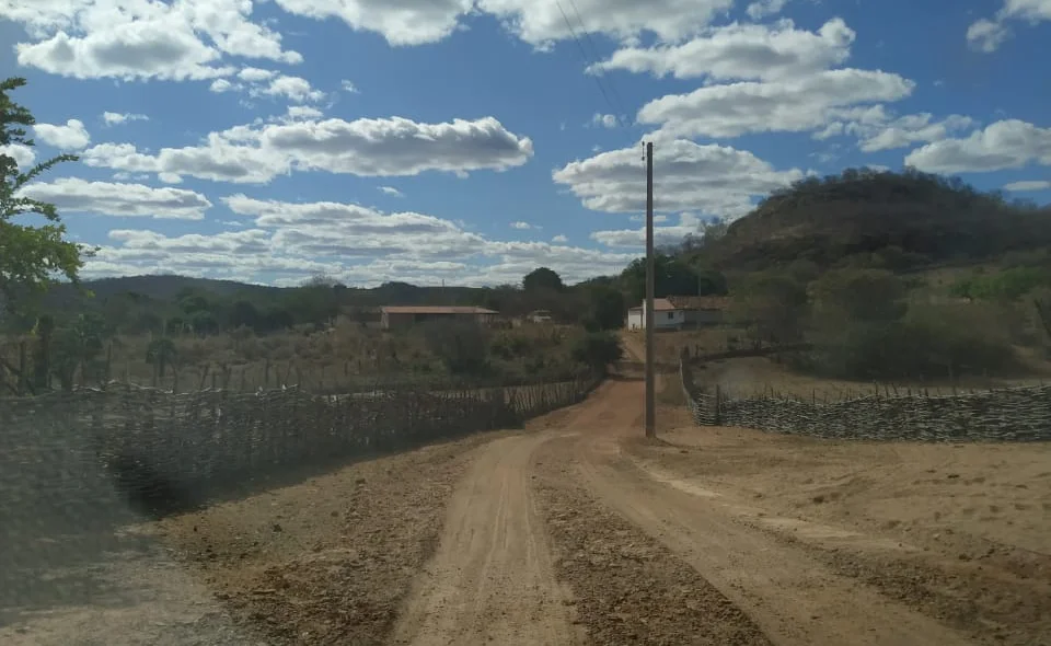 recuperação de estradas em Itainópolis .jpeg3