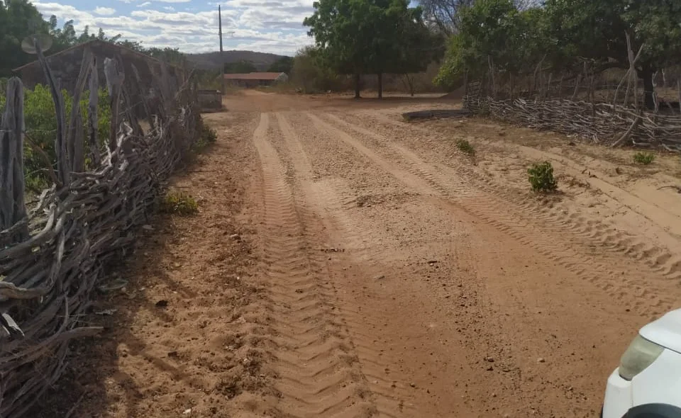 recuperação de estradas em Itainópolis .jpeg5