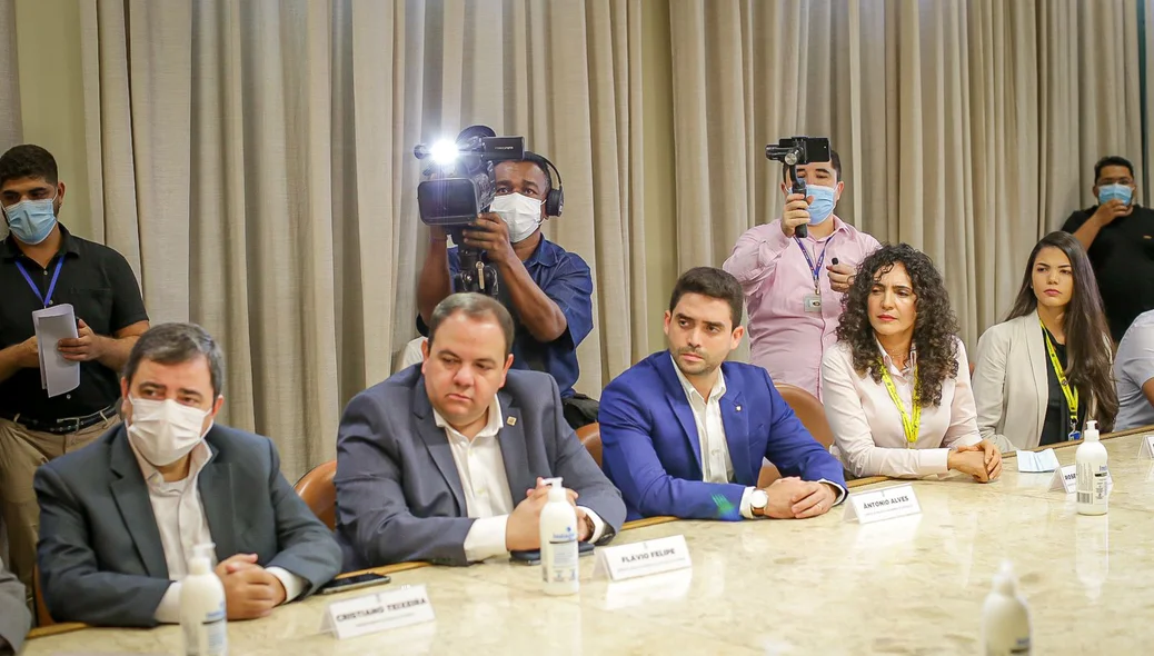 Representantes do Banco do Brasil estiveram hoje na assinatura do contrato da operação de crédito de R$ 500 milhões