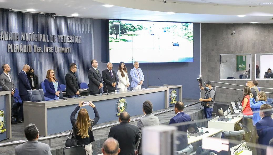 Sessão em homenagem aos 170 anos de Teresina