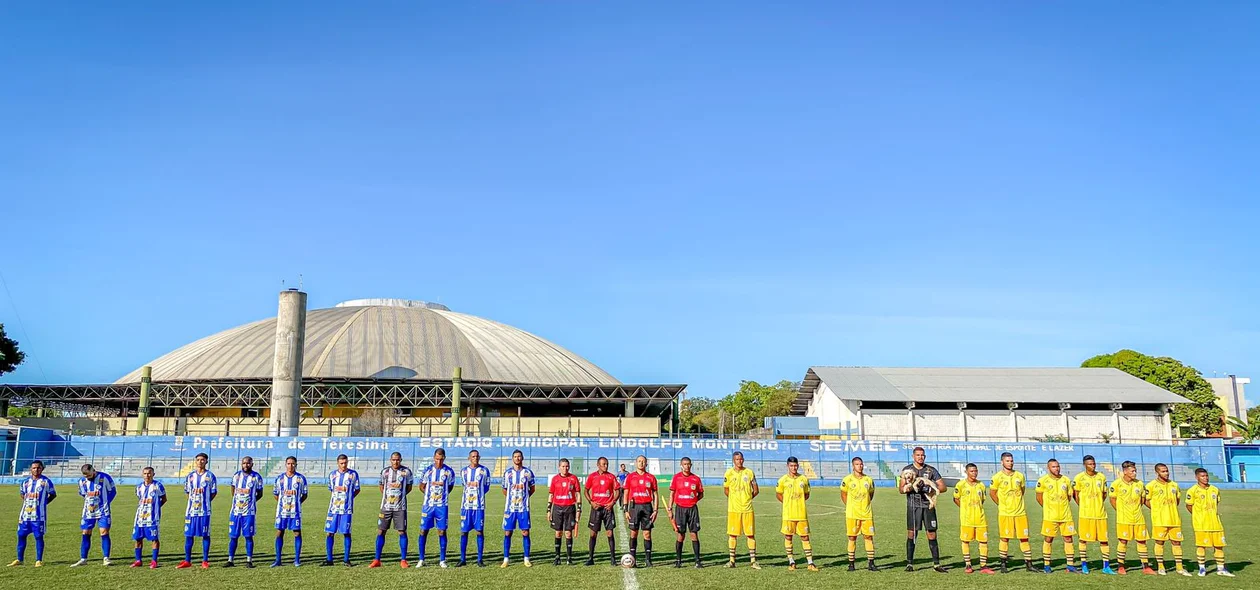 Tiradentes e Comercial jogaram pela Série B do Campeonato Piauiense