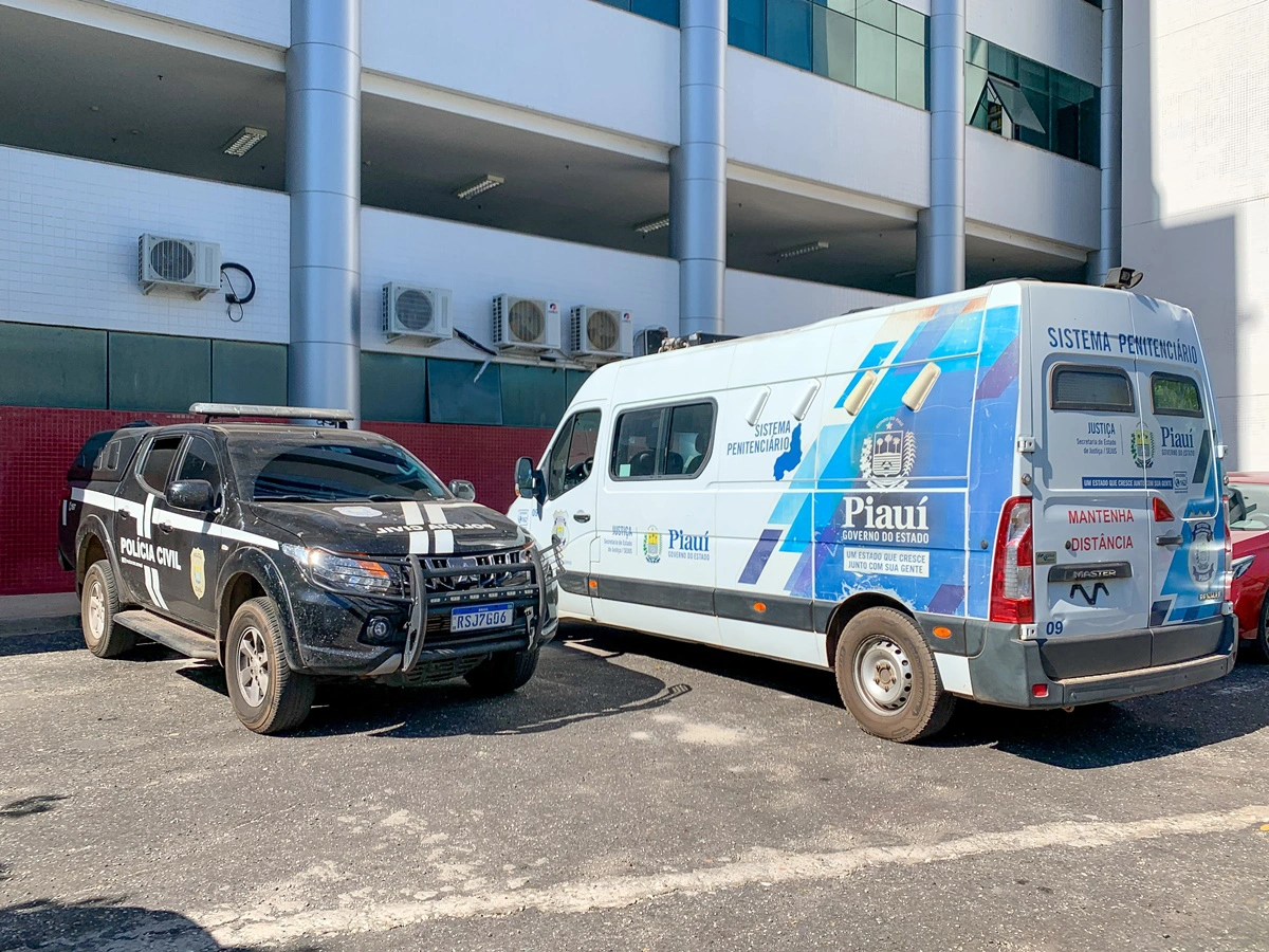 Viaturas da Polícia Civil e da Sejus