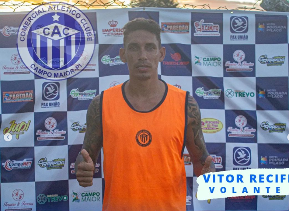 Vitor Recife, volante do Comercial