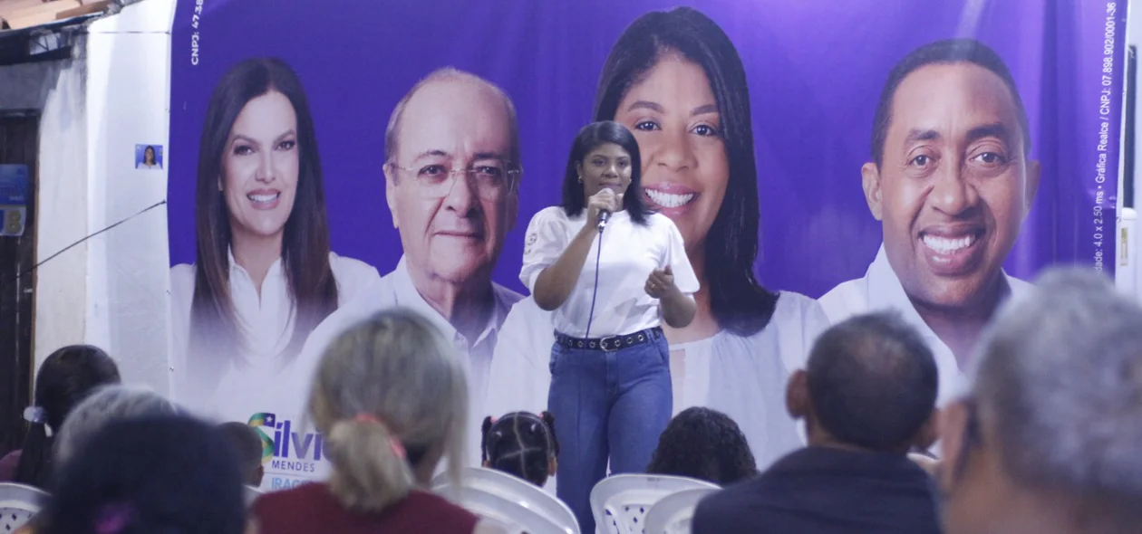 A noite de diálogos contou com a presença de muitos moradores, lideranças locais e apoiadores da candidata