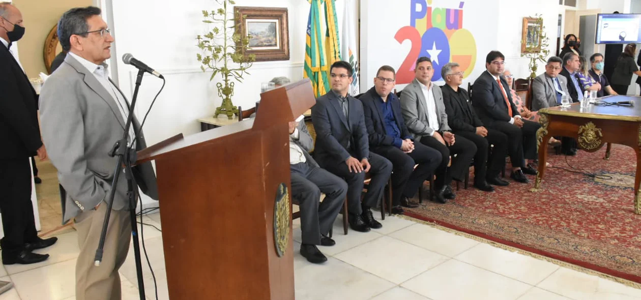 A solenidade de apresentação do projeto aconteceu nesta quinta-feira (15)