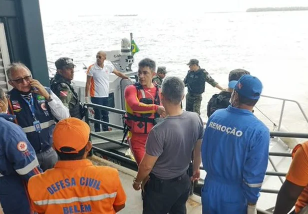 Ao menos 14 pessoas morrem após naufrágio no Pará