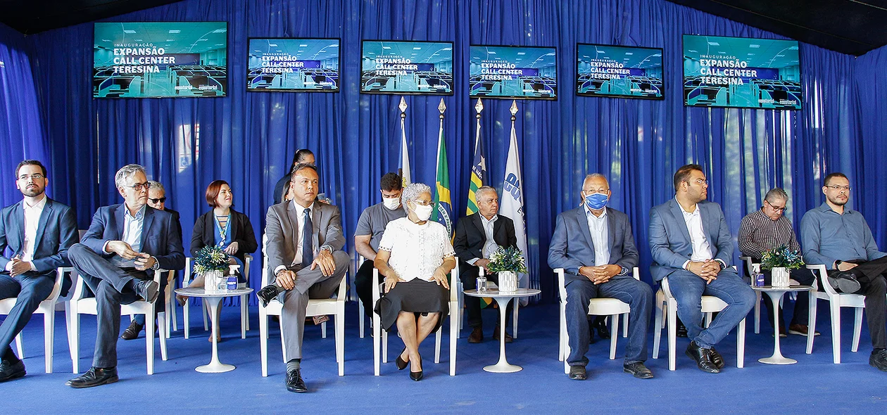 Autoridades no evento da Equatorial