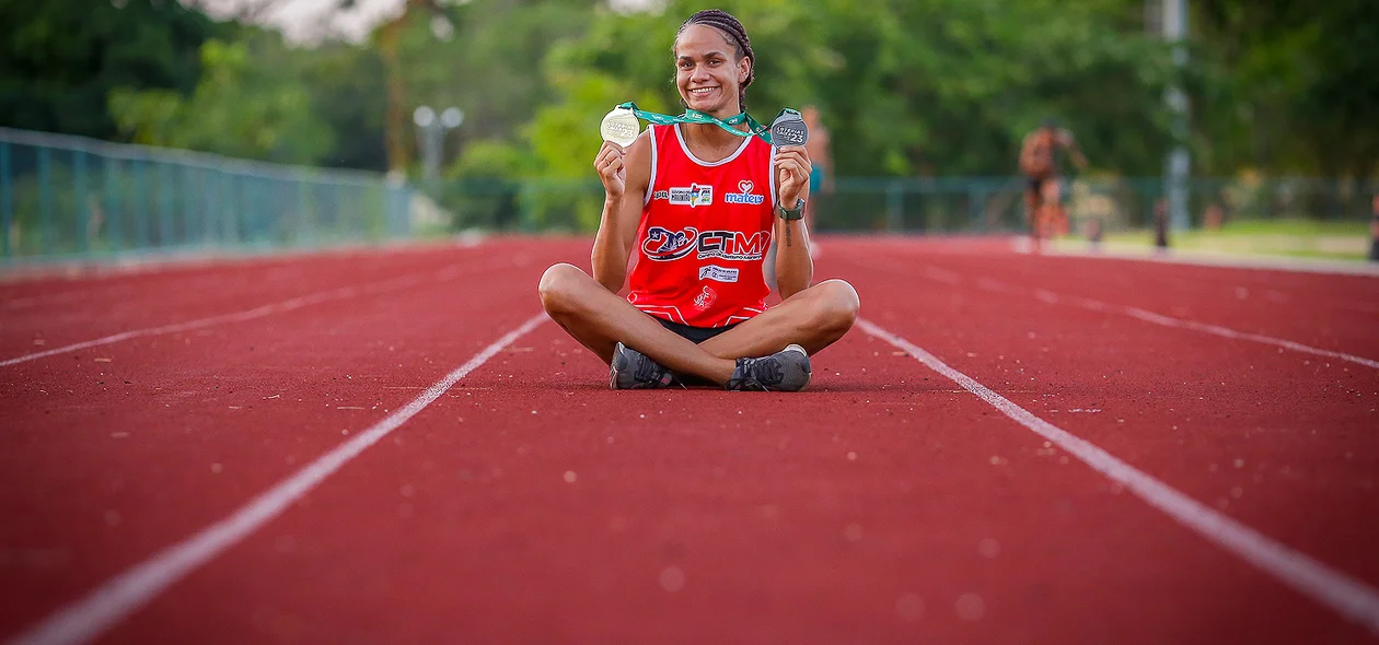 Bicampeã brasileira sub-23 dos 200m