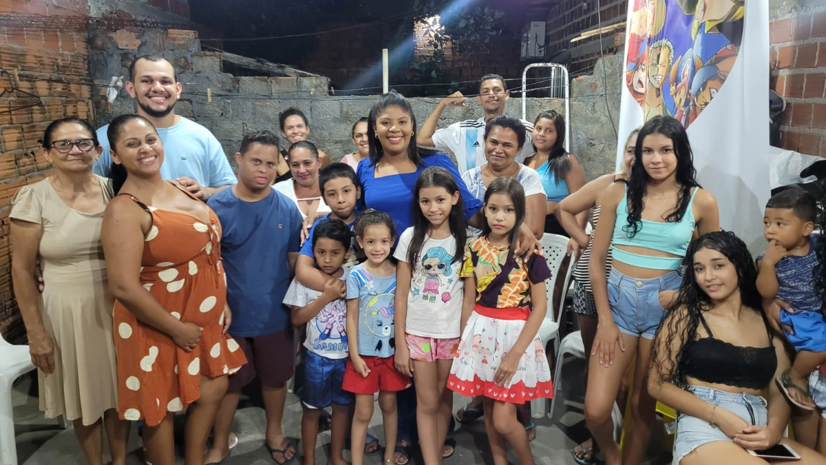 Camila Marques durante reunião no Campestre