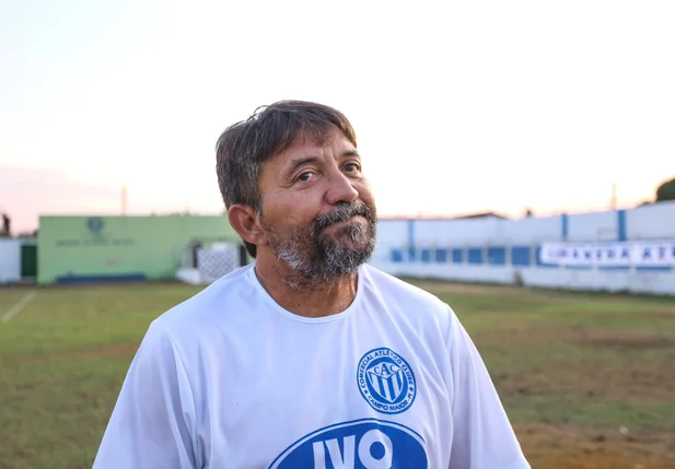 Catita, técnico campeão com o Comercial