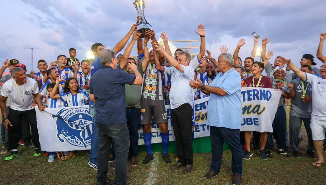 Comercial é campeão