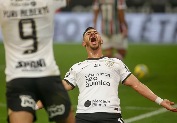 Corinthians atropela o Flamengo