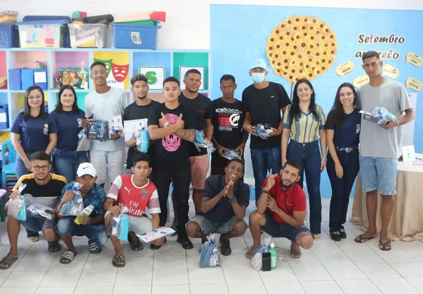 Curso de Corte de Cabelo Masculino oportuniza geração de renda para jovens em Oeiras