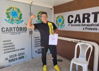 Demóstenes Ribeiro assina carta de compromisso