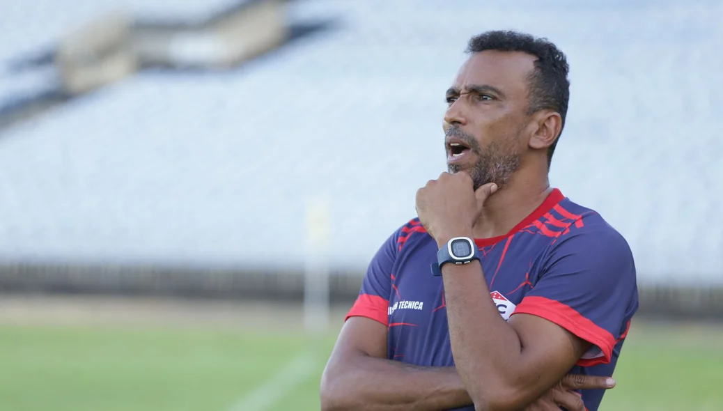 Eduardo, técnico do Piauí