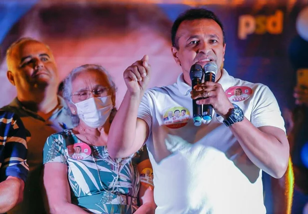 Fábio Abreu discursando em José de Freitas