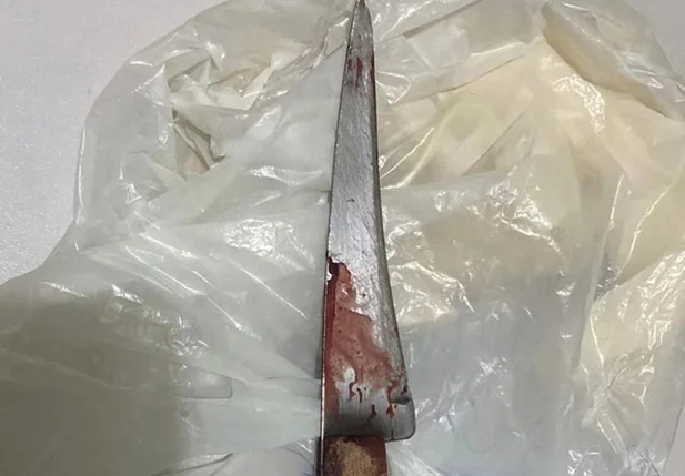 Faca utilizada no crime