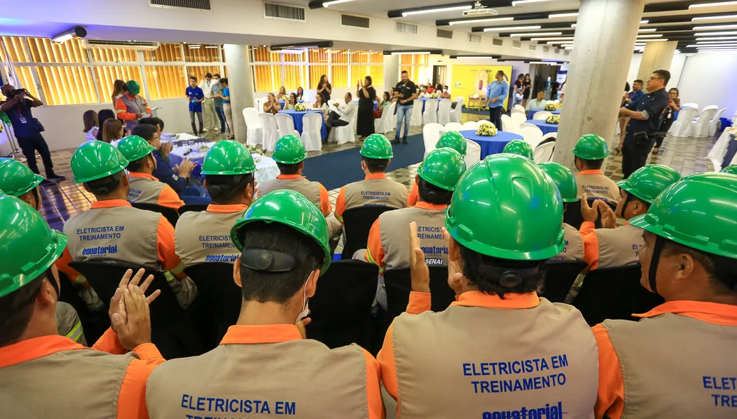 Formatura da Primeira Turma da Escola de Eletricistas