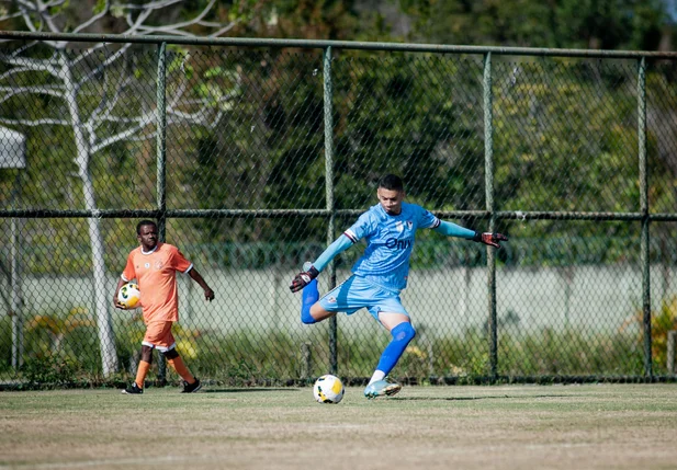 Gabriel, goleiro do Fluminense-PI