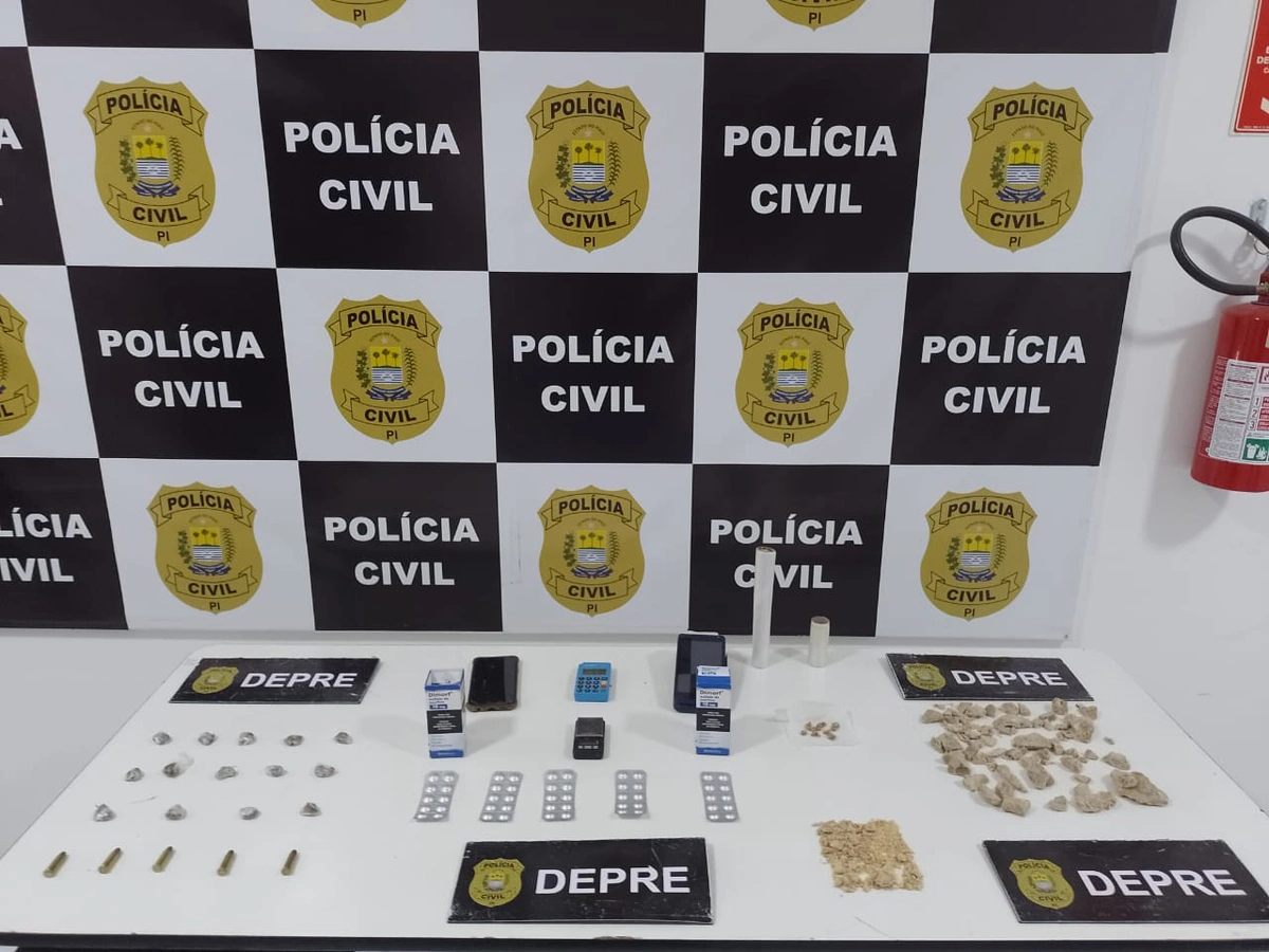 Homem é preso em flagrante com drogas e munições em Teresina