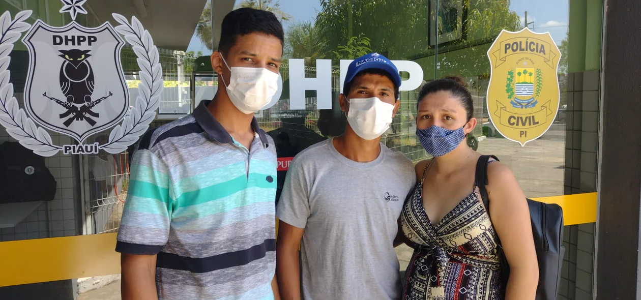 Irmão, cunhado e esposa de Alex