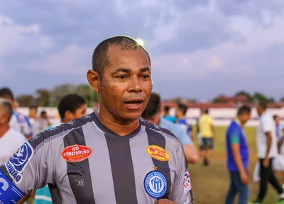 João Neto, presidente e goleiro do Comercial