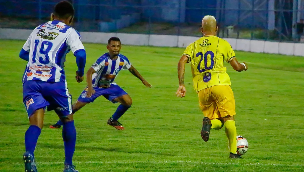 Jogo aconteceu no Estádio Lindolfo Monteiro